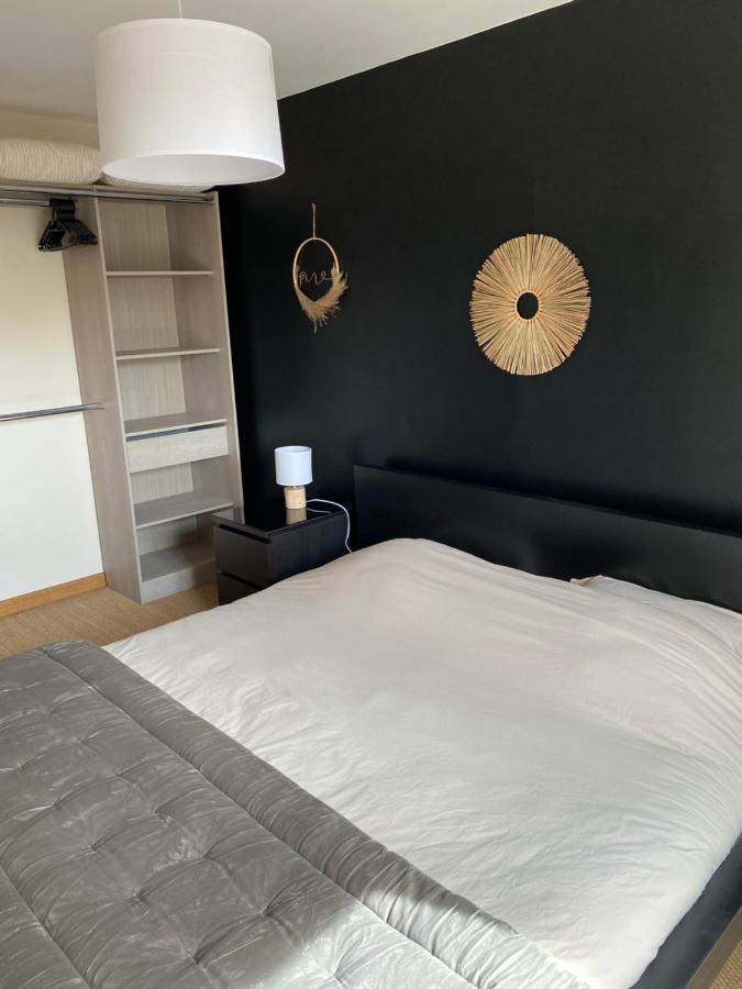 Au cœur de la Pinède de 1 à 4 personnes Vila Langlade Exterior foto