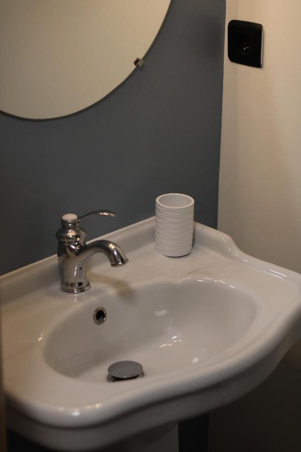 Au cœur de la Pinède de 1 à 4 personnes Vila Langlade Exterior foto