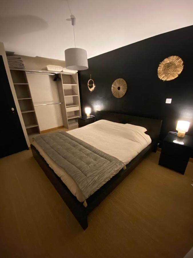 Au cœur de la Pinède de 1 à 4 personnes Vila Langlade Exterior foto